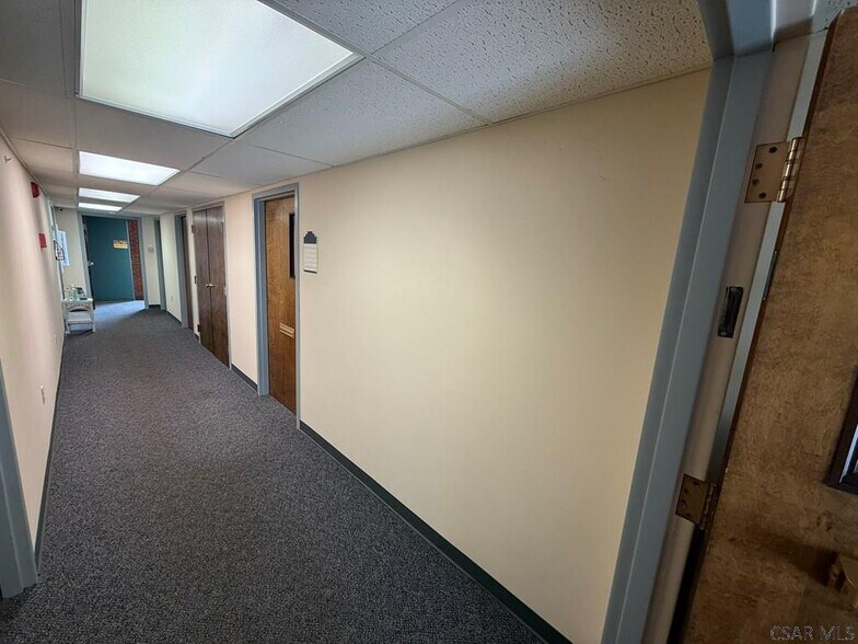 More Photos Of 244 Walnut St, Johnstown Medical For Lease