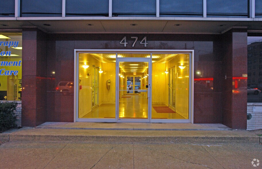 Primary Photo Of 474 Fulton Ave, Hempstead Office For Lease