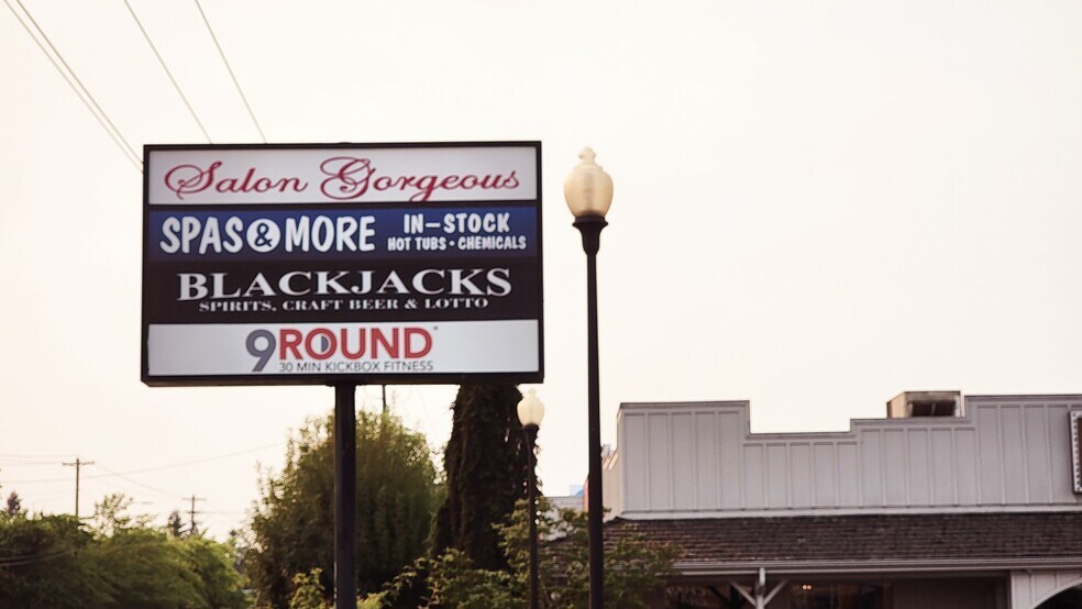 More Photos Of 5245-5251 Commercial St SE, Salem Freestanding For Lease