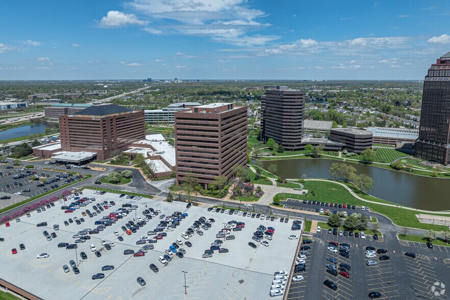 More Photos Of 500 Park Blvd, Itasca Office For Lease