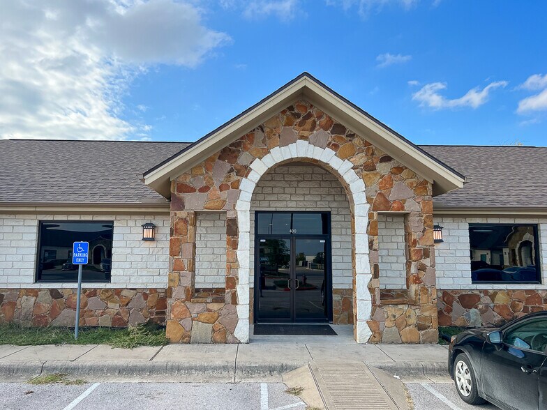 Primary Photo Of 2911 S A.W. Grimes Blvd, Pflugerville Office For Lease