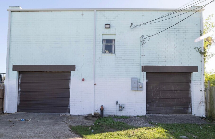 More Photos Of 4124 Broadway St, Galveston Storefront Retail Residential For Sale