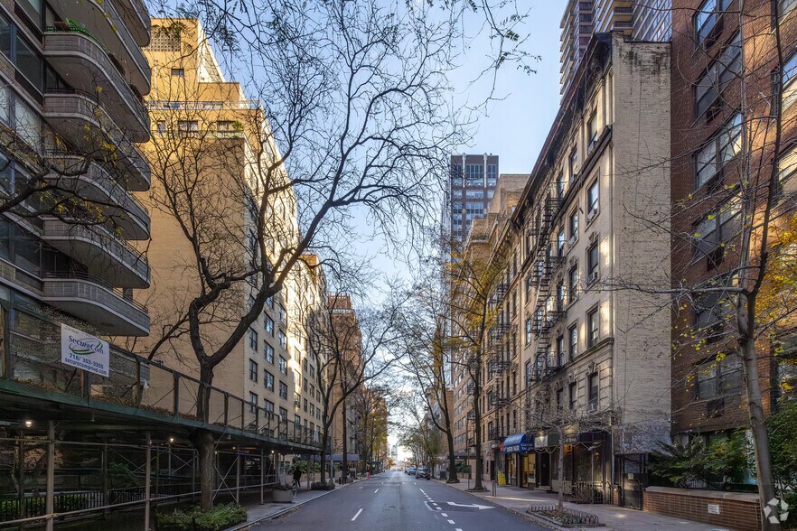 More Photos Of 333-335 E 49th St, New York Apartments For Lease