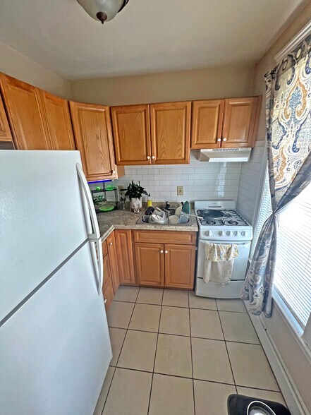 More Photos Of 25 Portland St, Haverhill Multifamily For Sale