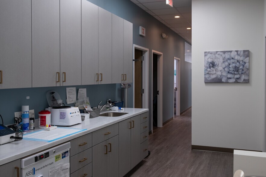 More Photos Of 6244 Little River Tpke, Alexandria Freestanding For Lease