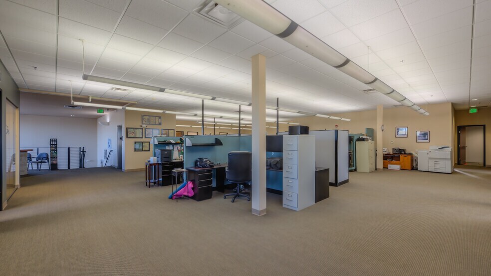 More Photos Of 1399 Horizon Ave, Lafayette Research And Development For Sale