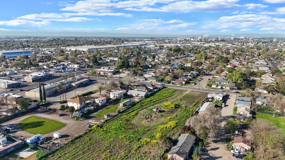 More Photos Of 716 N Filbert St, Stockton Land For Sale