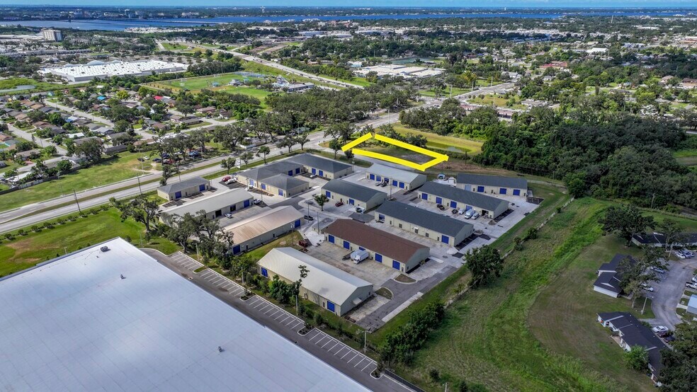 More Photos Of 606 17th St E, Palmetto Land For Lease