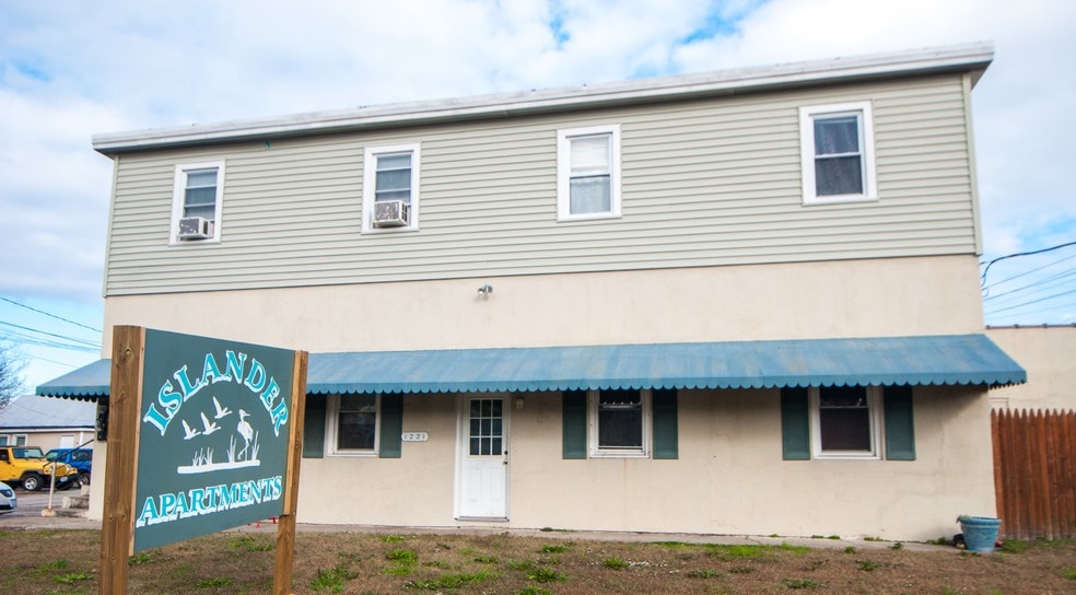 Primary Photo Of 1221 Poquoson Ave, Poquoson Apartments For Sale