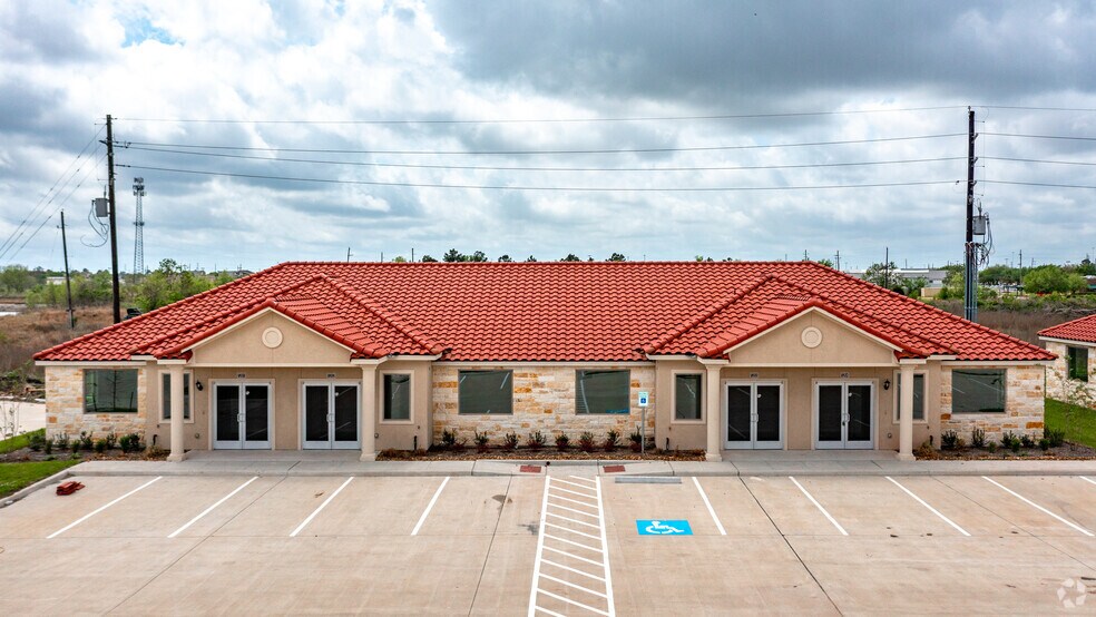 More Photos Of 2743 Smith Ranch Rd, Pearland Medical For Lease