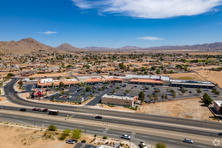 More Photos Of 20236 US Hwy 18, Apple Valley Fast Food For Sale