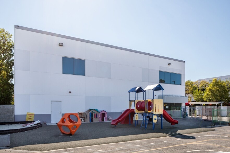 More Photos Of 19801 Mariner Ave, Torrance Loft Creative Space For Sale