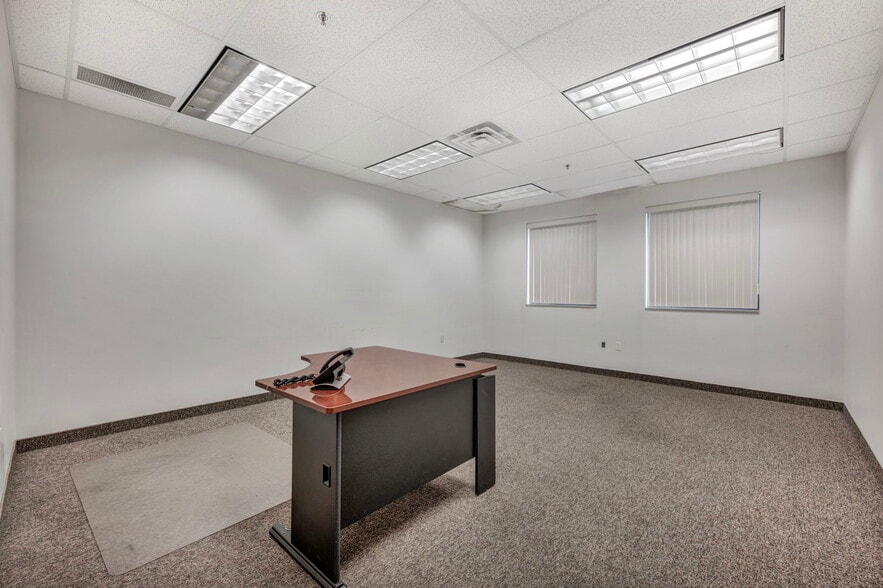 More Photos Of 5900 Pennsylvania Ave, Maple Heights Distribution For Sale