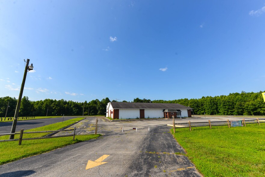 More Photos Of 896-900 Courses Landing Rd, Penns Grove, Carneys Point Industrial For Sale
