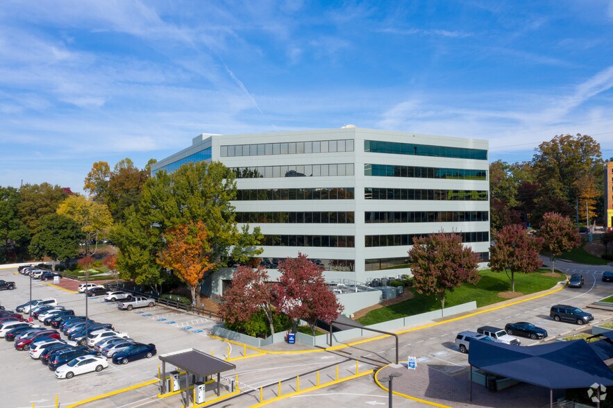 More Photos Of 3500 Piedmont Rd NE, Atlanta Office For Lease