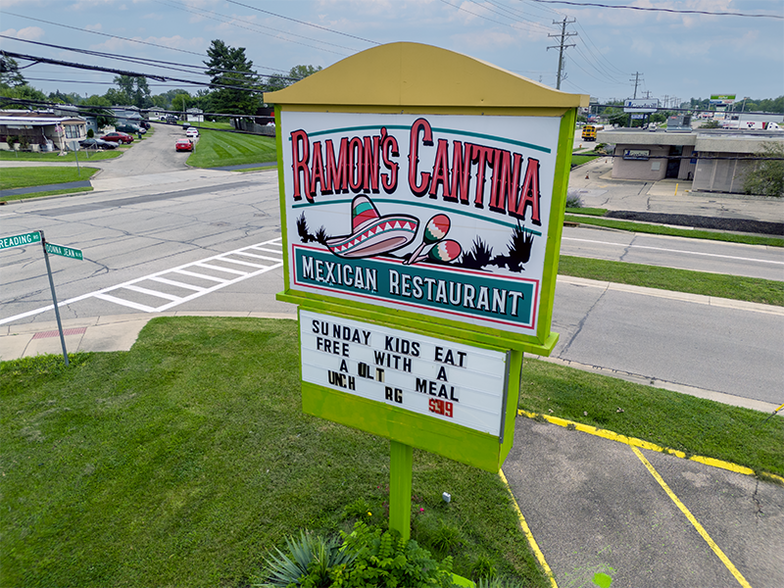 More Photos Of 1061 Reading Rd, Mason Restaurant For Sale