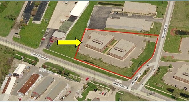 More Photos Of 55840 Grand River Ave, New Hudson Light Manufacturing For Lease