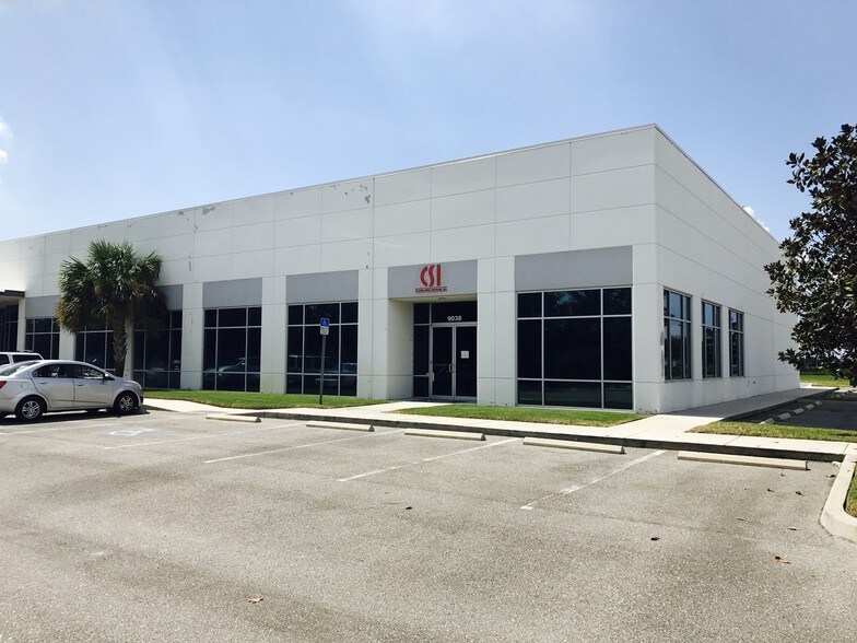 Primary Photo Of 9038 Camden Field Pky, Riverview Flex For Lease