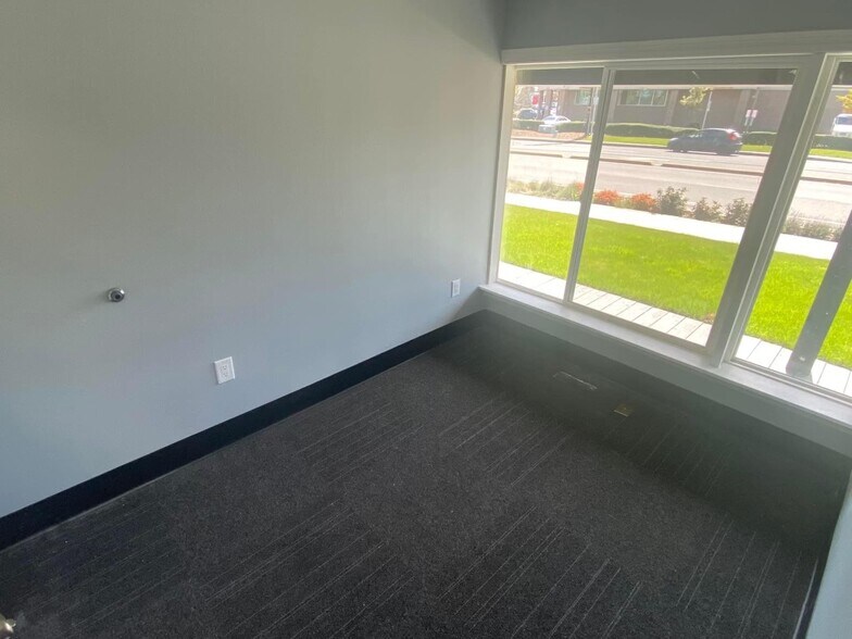 More Photos Of 1316 NE 99th St, Vancouver Medical For Lease