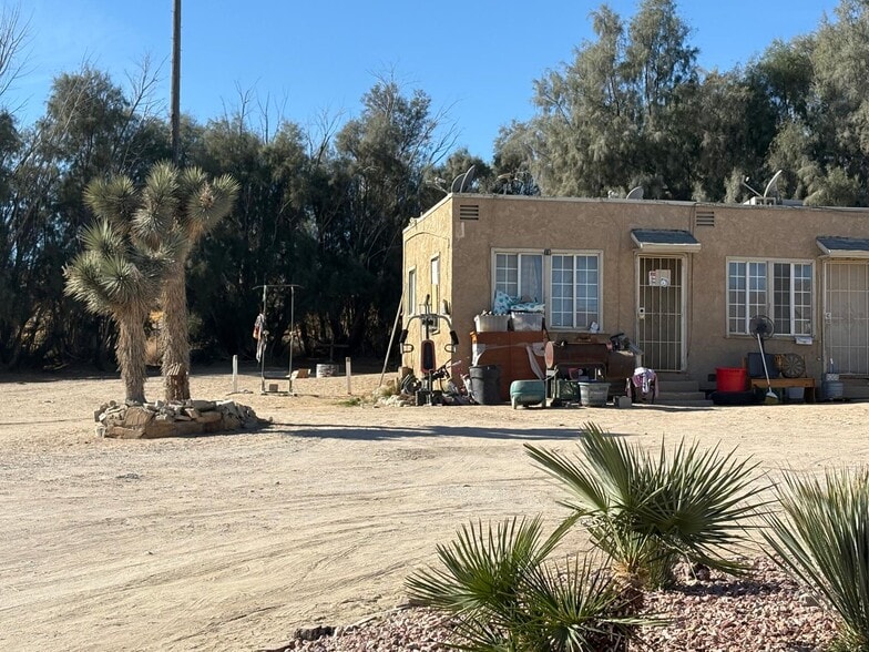 More Photos Of 17742 D St, Victorville Apartments For Sale