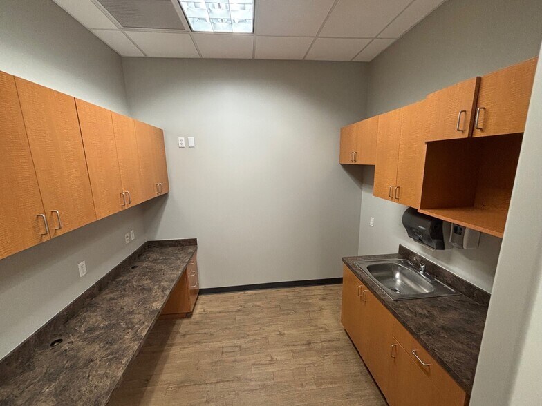 More Photos Of 4915 E Baseline Rd, Gilbert Medical For Lease