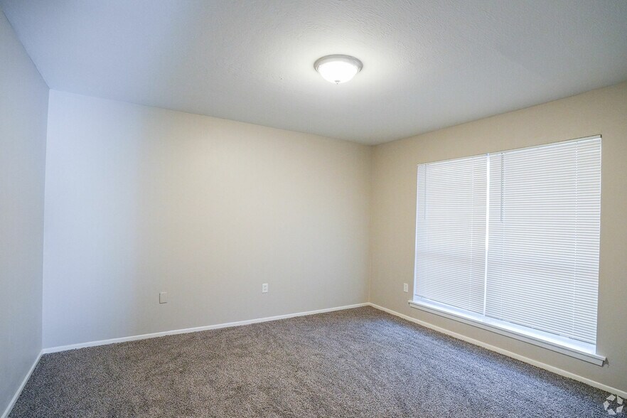 More Photos Of 621 Houston Ave, Jackson Apartments For Sale