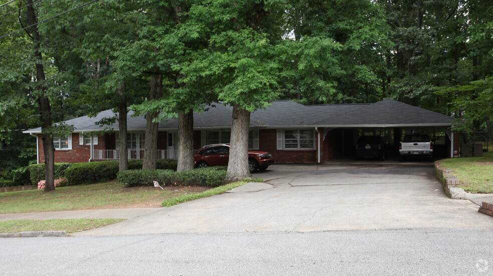 Primary Photo Of 2228 Scenic Dr, Snellville Office Residential For Sale