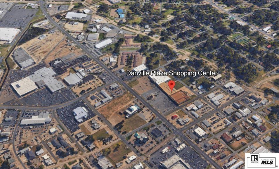 More Photos Of 1900-2020 Louisville Ave, Monroe Unknown For Lease