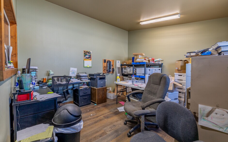 More Photos Of 2130 Big Horn Ave, Cody General Retail For Sale