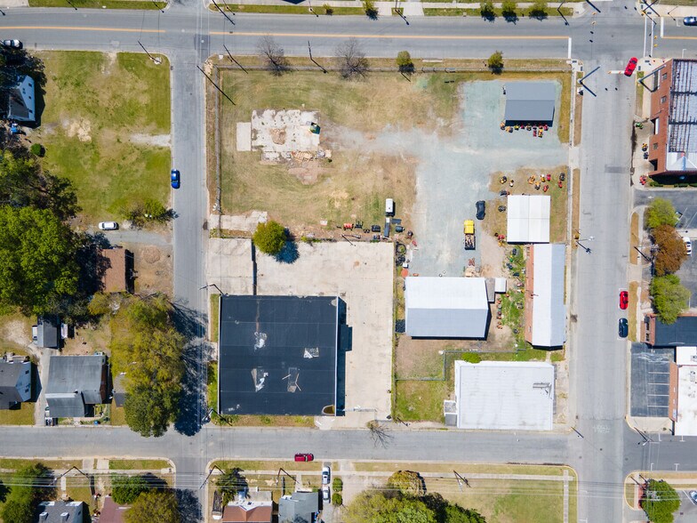 More Photos Of 105 N Sharpe St, Selma Warehouse For Sale