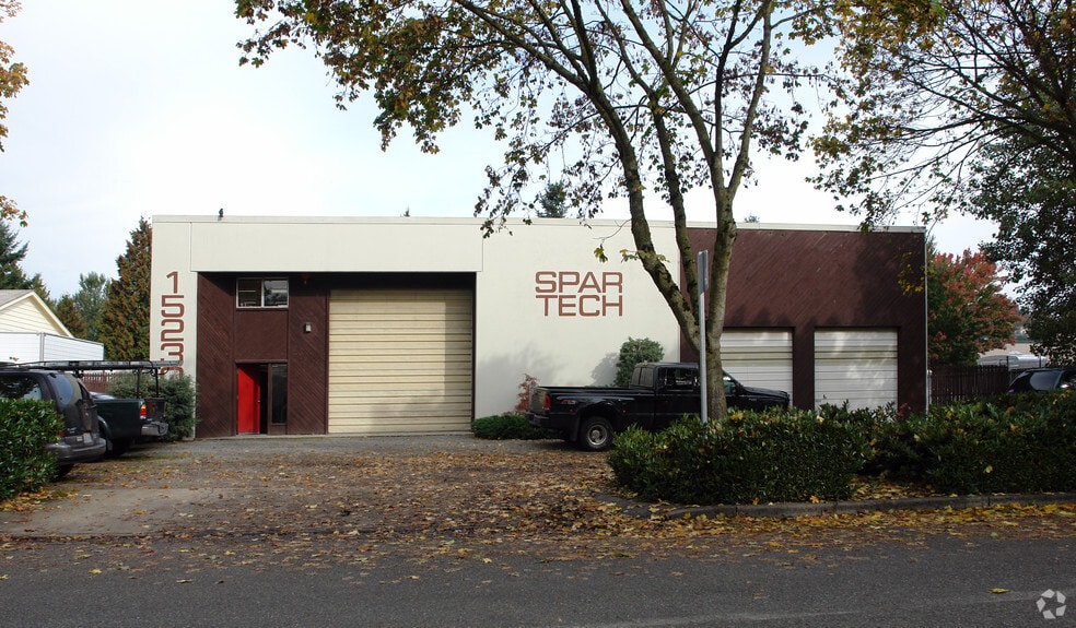 More Photos Of 15230 NE 92nd St, Redmond Industrial For Sale