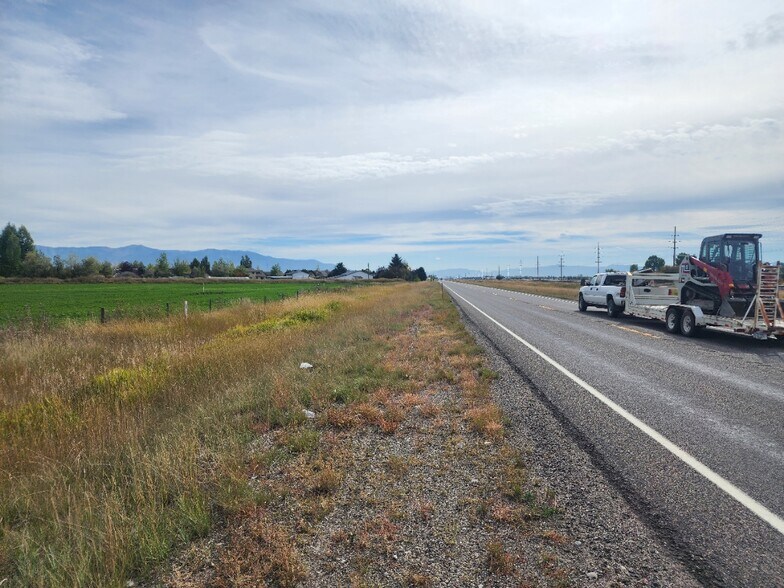 More Photos Of 123 Weaver Rd, Belgrade Land For Sale