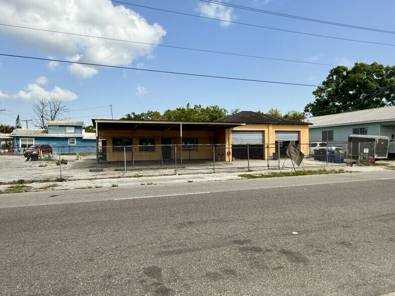 More Photos Of 3425 N 15th St, Tampa Auto Repair For Sale