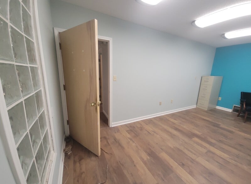 More Photos Of 433 Harrison Ave, Panama City Office For Lease