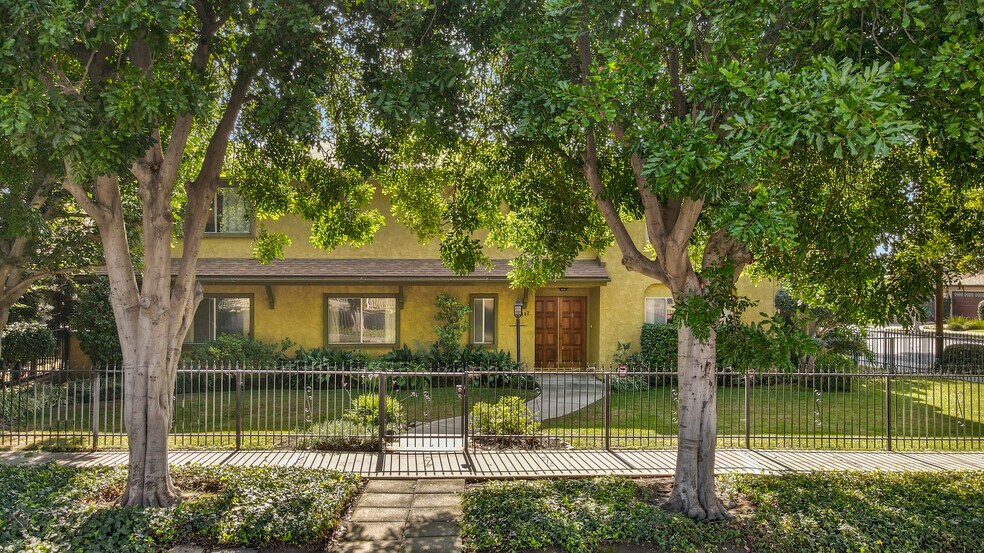 More Photos Of 142 W Live Oak St, San Gabriel Apartments For Sale