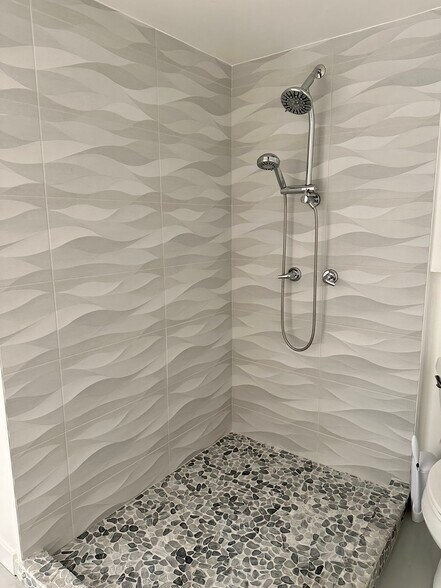 More Photos Of 49-57 Pier Ave, Hermosa Beach Storefront Retail Office For Lease