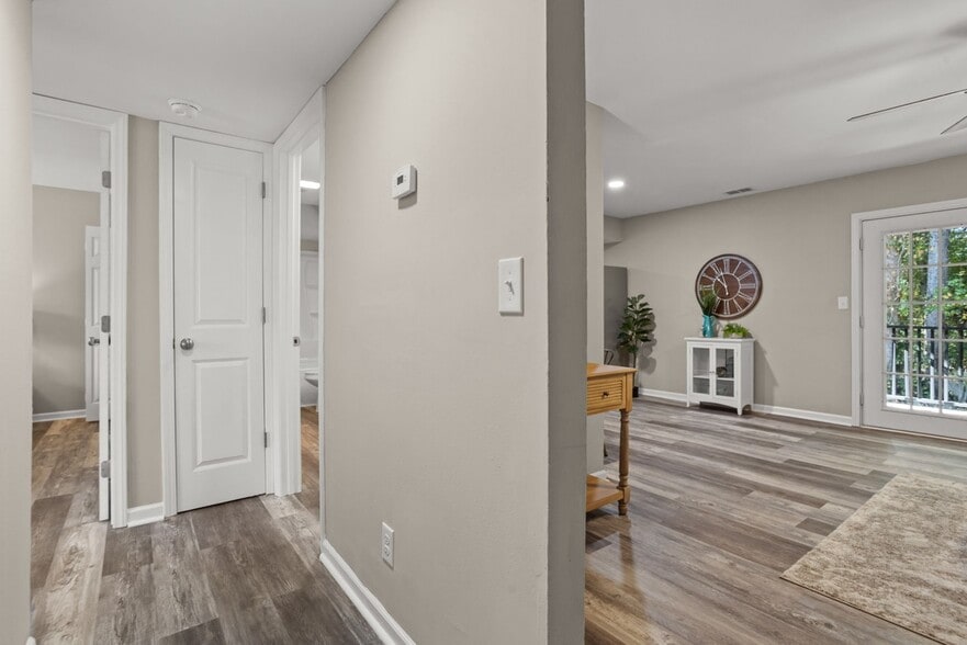 More Photos Of 110-118 Greenforest Cir, Liberty Apartments For Sale