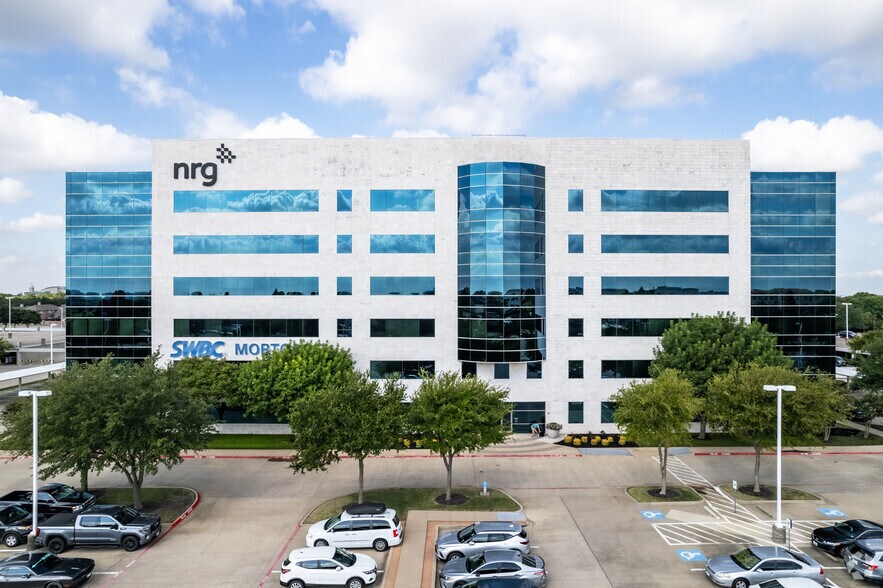 More Photos Of 2745 Dallas Pky, Plano Office For Lease