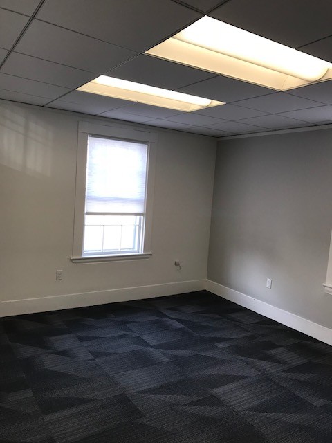 More Photos Of 450-456 Boston Post Rd, Weston Storefront Retail Office For Lease