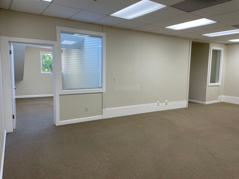 More Photos Of 381-395 Hartz Ave, Danville Loft Creative Space For Lease