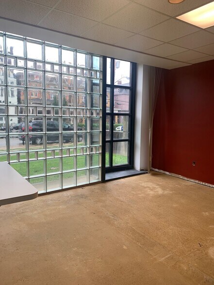 More Photos Of 357 N Craig St, Pittsburgh Office For Lease