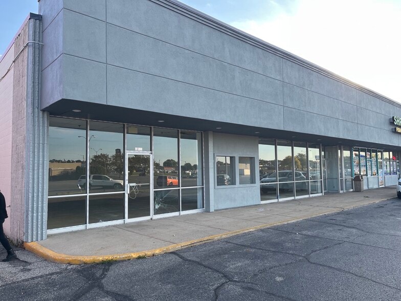 More Photos Of 4850 W Western Ave, South Bend Unknown For Lease