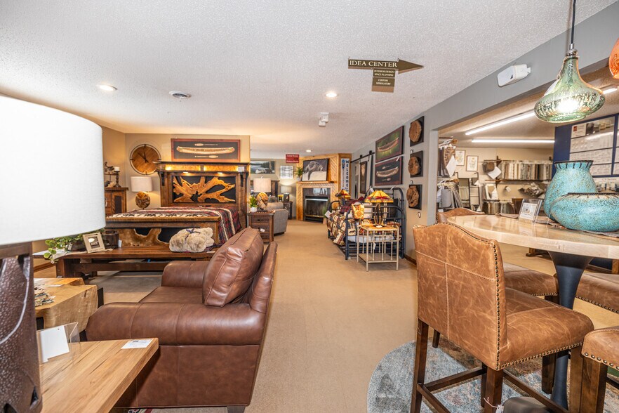 More Photos Of 7967 US Highway 51, Minocqua Freestanding For Sale