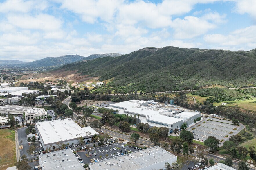More Photos Of 41915 Business Park Dr, Temecula Light Manufacturing For Sale