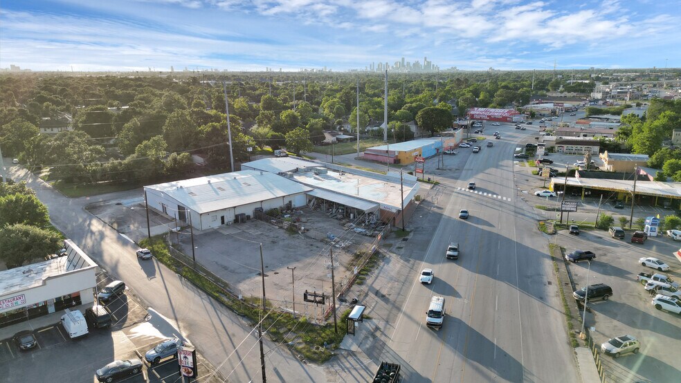 More Photos Of 5206 Telephone Rd, Houston Freestanding For Lease