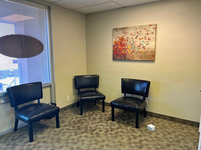 More Photos Of 8102 E McDowell Rd, Scottsdale Medical For Lease
