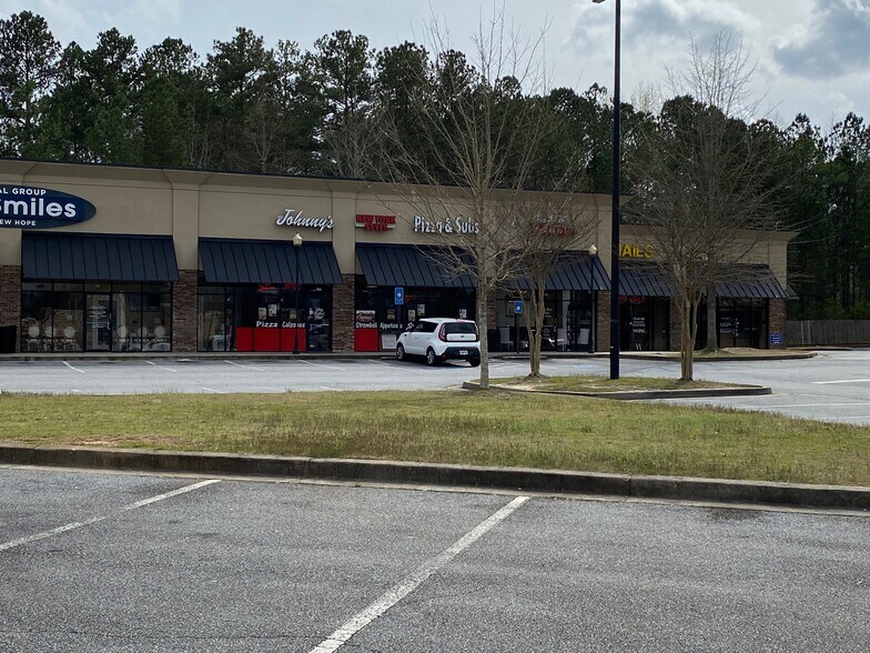 More Photos Of 49 Hosiery Mill Rd, Dallas Storefront For Lease