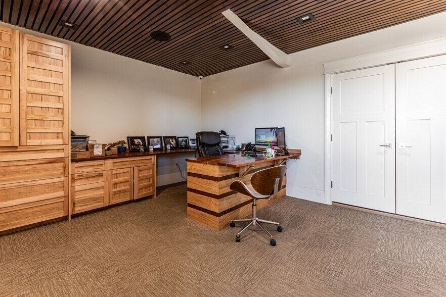 More Photos Of 441 W 12th St, Ogden Manufacturing For Lease