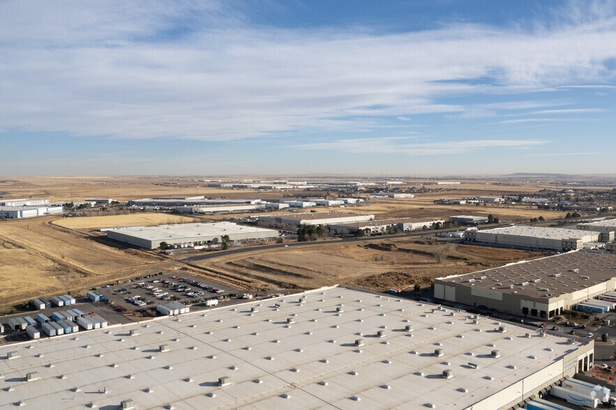 More Photos Of 3420 Lisbon St, Aurora Warehouse For Lease