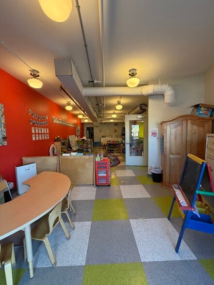 More Photos Of 25 Van Wagner Rd, Poughkeepsie Office For Lease